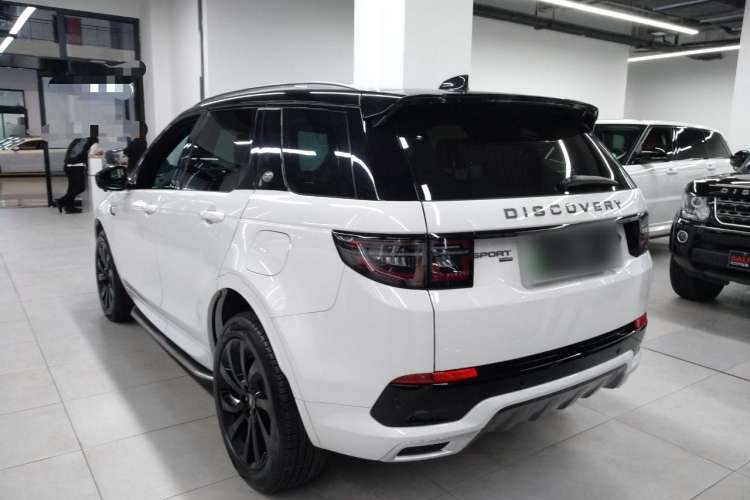 Used Land Rover Discovery Sport New Energy 2022 Facelifted P300e Plug-in Hybrid Electric Version Rear Left 45 Deg