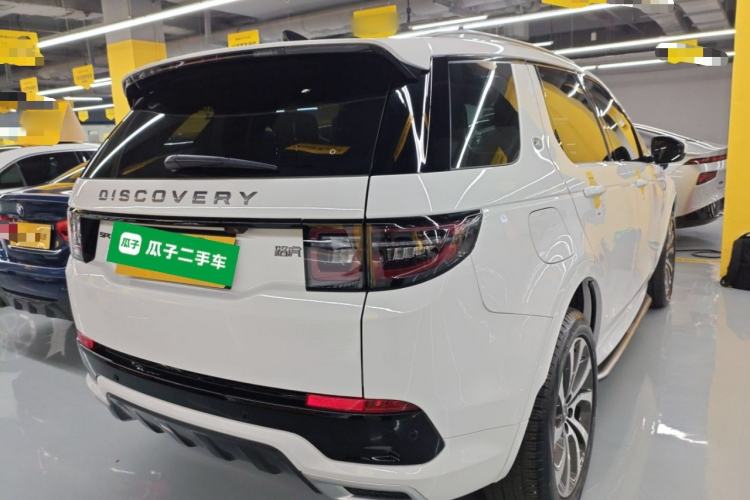 Used Land Rover Discovery Sport New Energy 2022 Facelifted P300e Plug-in Hybrid Electric Version Rear Right 45 Deg