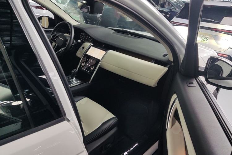 Used Land Rover Discovery Sport New Energy 2022 Facelifted P300e Plug-in Hybrid Electric Version Right Front Seat