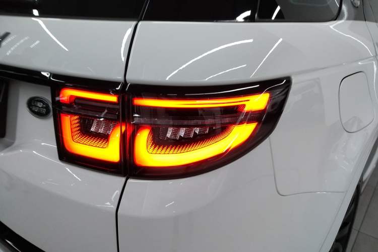 Used Land Rover Discovery Sport New Energy 2022 Facelifted P300e Plug-in Hybrid Electric Version Right Rear Taillight