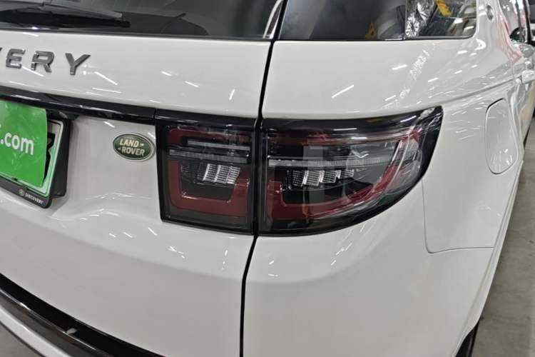 Used Land Rover Discovery Sport New Energy 2022 P300e Performance Tech Edition Right Rear Taillight
