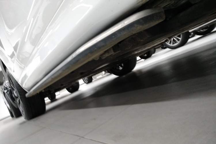 Used Land Rover Discovery Sport New Energy 2022 Facelifted P300e Plug-in Hybrid Electric Version Right Side Sill