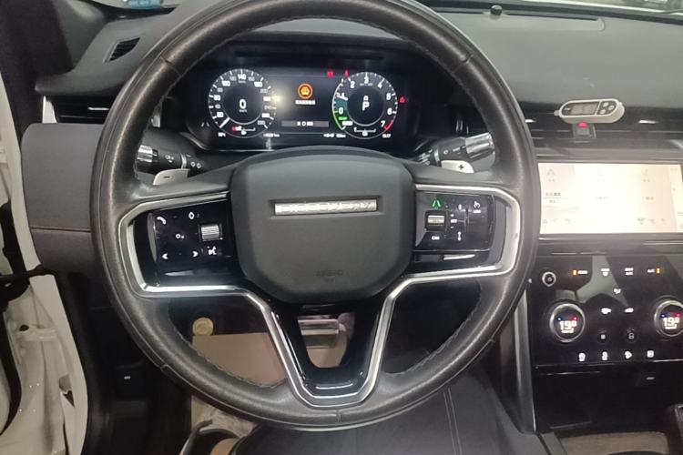 Used Land Rover Discovery Sport New Energy 2022 P300e Performance Tech Edition Steering Wheel