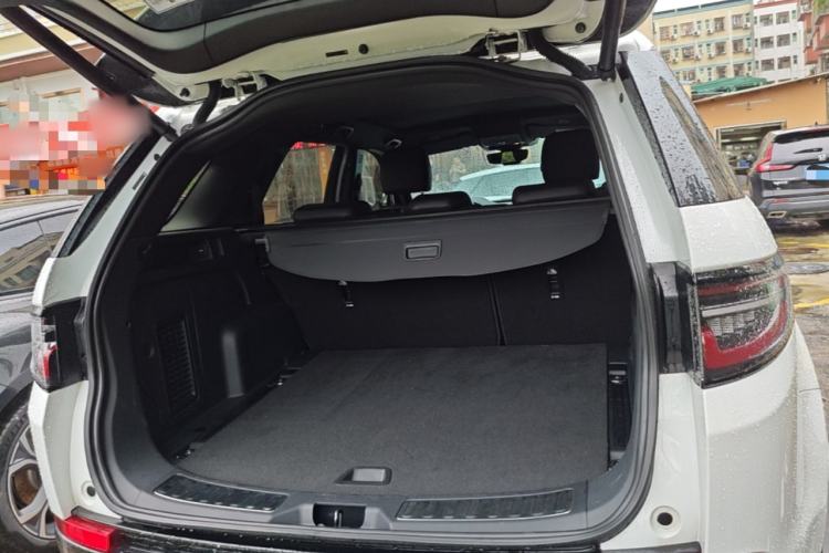Used Land Rover Discovery Sport New Energy 2022 Facelifted P300e Plug-in Hybrid Electric Version Trunk