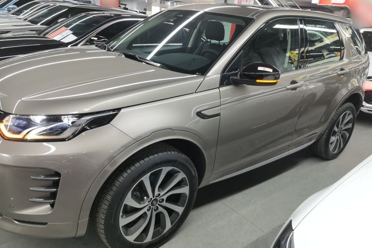 Used Land Rover Discovery Sport New Energy 2023 1.5T P300e Plug-in Hybrid Electric Version Exterior 3