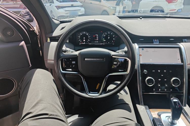 Used Land Rover Discovery Sport New Energy 2023 1.5T P300e Plug-in Hybrid Electric Version Steering Wheel