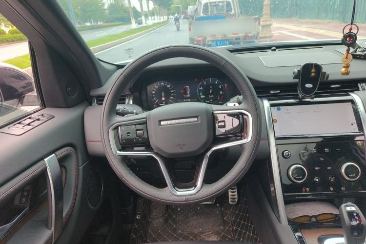 Used Land Rover Discovery Sport New Energy 2023 1.5T P300e Plug-in Hybrid Electric Version Steering Wheel