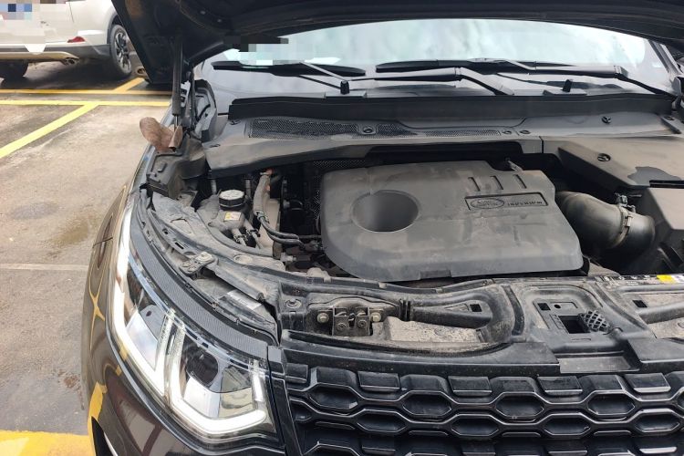 Used Land Rover Discovery Sport New Energy 2024 1.5T P300e Plug-in Hybrid Electric Version Engine Bay Right