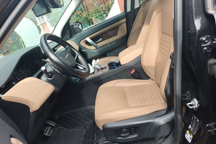 Used Land Rover Discovery Sport New Energy 2024 1.5T P300e Plug-in Hybrid Electric Version Left Front Seat