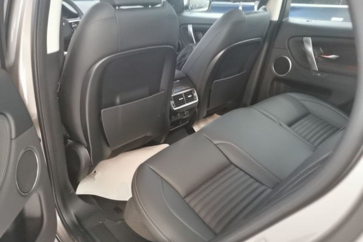 Used Land Rover Discovery Sport New Energy 2024 1.5T P300e Plug-in Hybrid Electric Version Left Rear Seat
