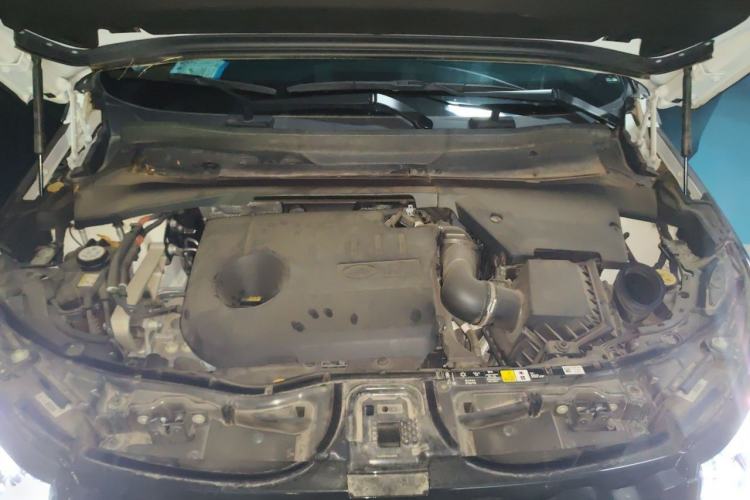 Used Land Rover Discovery Sport New Energy 2024 1.5T P300e Plug-in Hybrid Electric Version Engine Bay