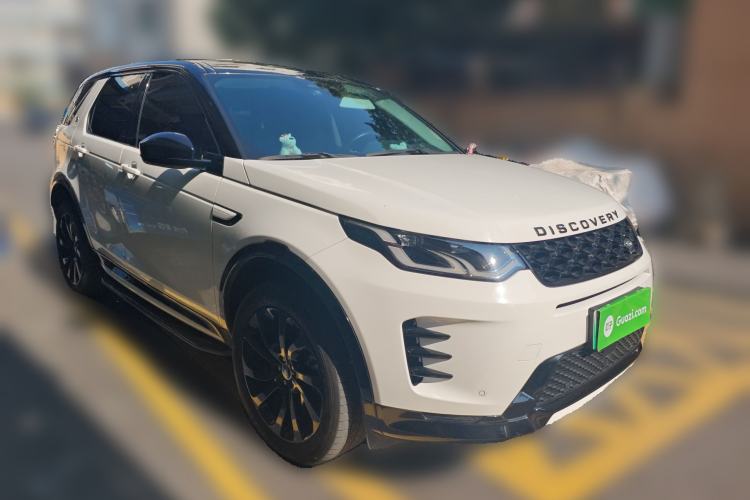 Used Land Rover Discovery Sport New Energy 2024 1.5T P300e Plug-in Hybrid Electric Version Front Right 45 Deg