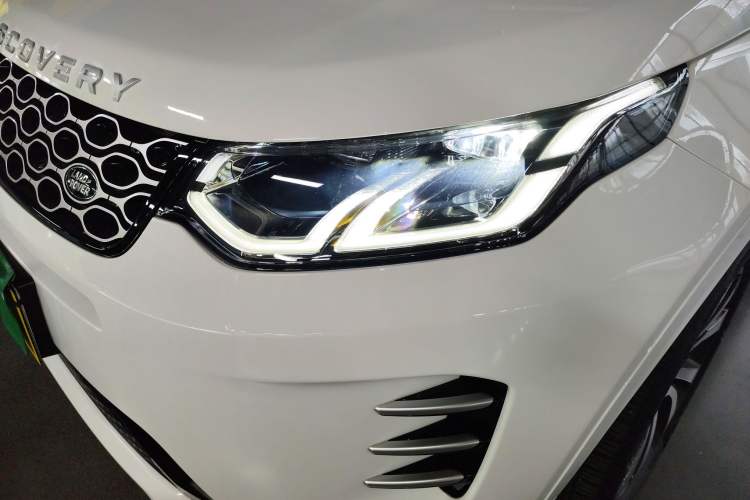Used Land Rover Discovery Sport New Energy 2024 1.5T P300e Plug-in Hybrid Electric Version Left Front Headlight