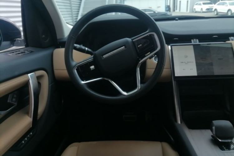 Used Land Rover Discovery Sport New Energy 2024 1.5T P300e Plug-in Hybrid Electric Version Steering Wheel