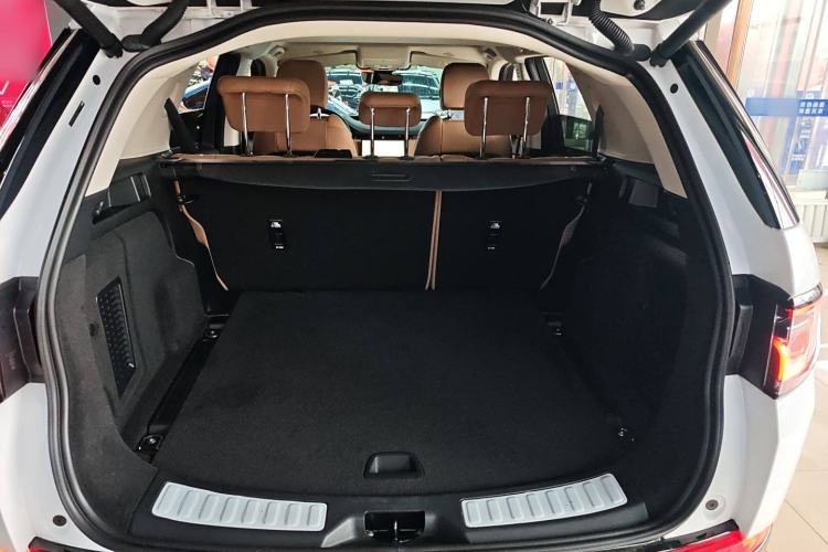 Used Land Rover Discovery Sport New Energy 2024 1.5T P300e Plug-in Hybrid Electric Version Trunk