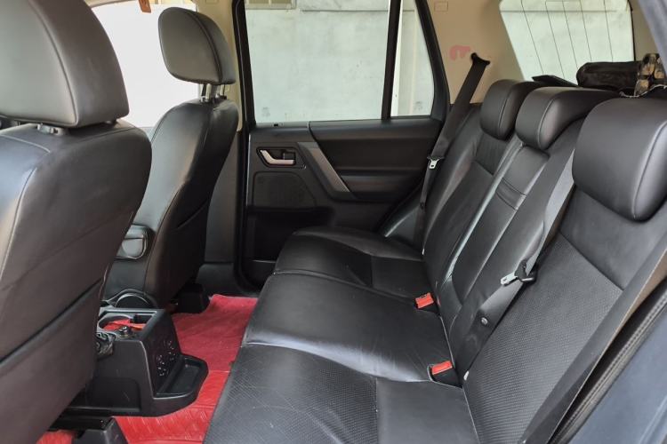 Used Land Rover Freelander 2 2007 3.2L Left Rear Seat