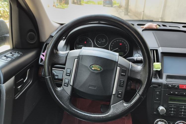 Used Land Rover Freelander 2 2007 3.2L Steering Wheel