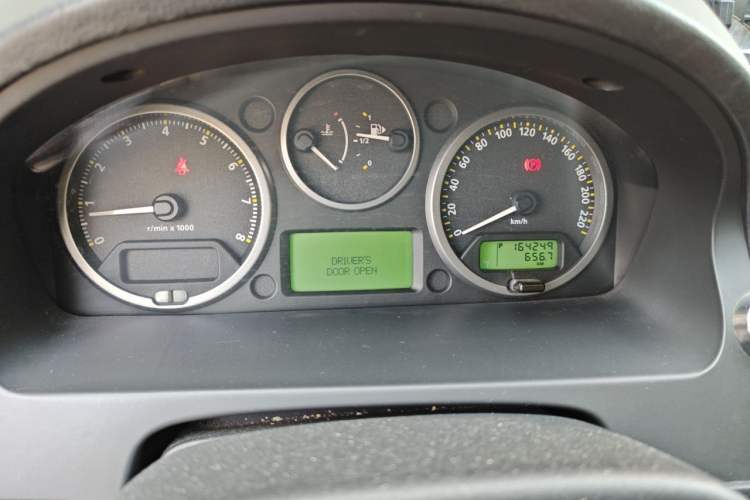 Used Land Rover Freelander 2 2007 3.2L Instrument Cluster