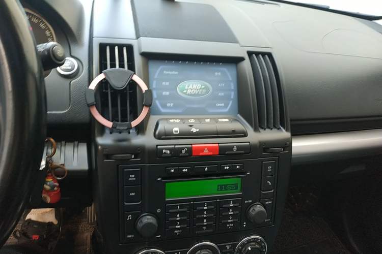 Used Land Rover Freelander 2 2010 3.2 i6 Automatic HSE Gasoline Version Audio And AC Panel