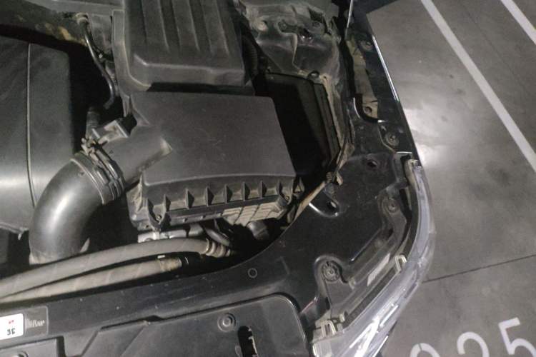 Used Land Rover Freelander 2 2010 3.2 i6 Automatic SE Gasoline Version Engine Bay Left