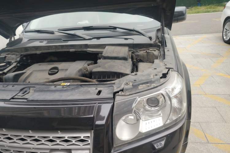 Used Land Rover Freelander 2 2010 3.2 i6 Automatic HSE Gasoline Version Engine Bay Left
