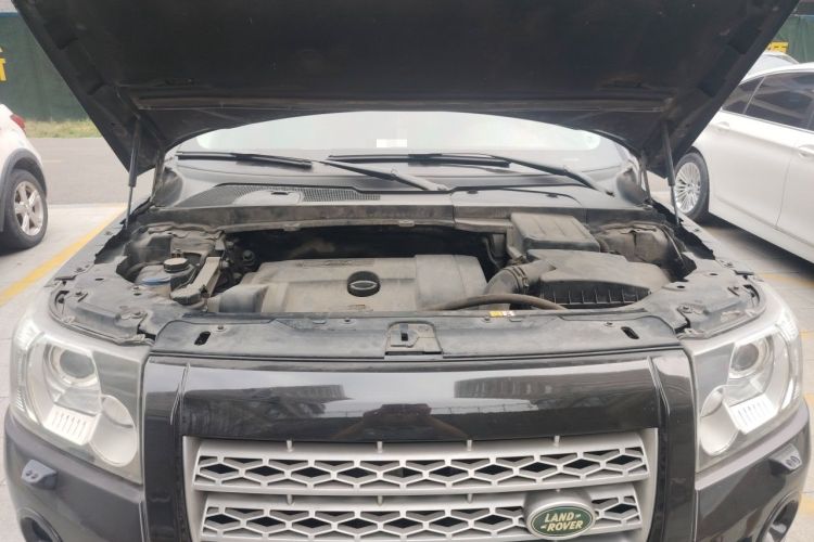Used Land Rover Freelander 2 2010 3.2 i6 Automatic HSE Gasoline Version Engine Bay