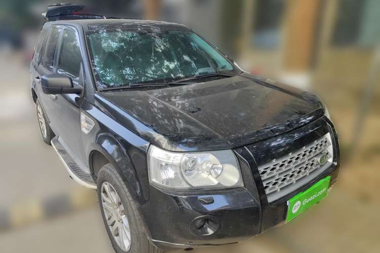 Used Land Rover Freelander 2 2010 2.2 TD4 Automatic HSE Diesel Edition Front Right 45 Deg