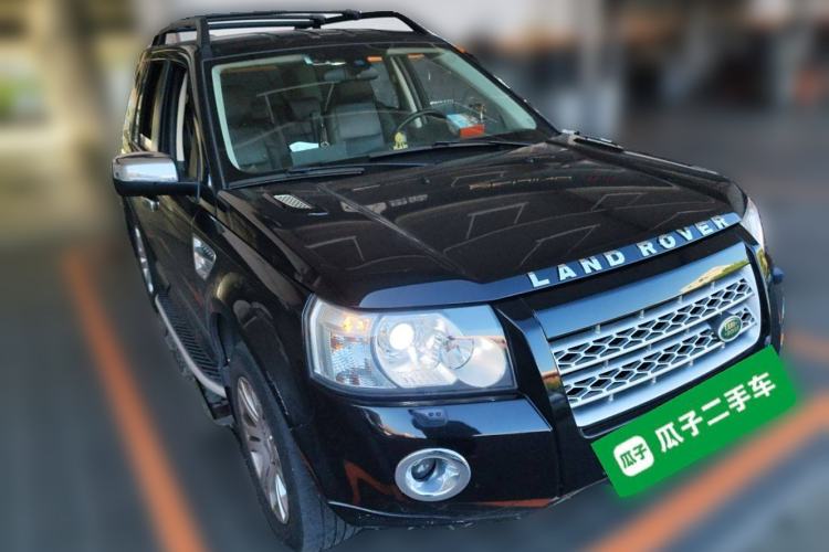 Used Land Rover Freelander 2 2010 2.2 TD4 Automatic SE Diesel Edition Front Right 45 Deg