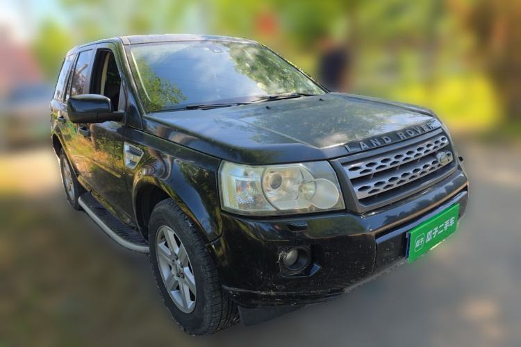 Used Land Rover Freelander 2 2010 2.2 TD4 Automatic SE Diesel Edition Front Right 45 Deg