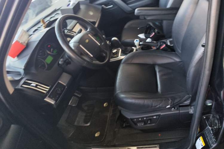 Used Land Rover Freelander 2 2010 2.2 TD4 Automatic SE Diesel Edition Left Front Seat