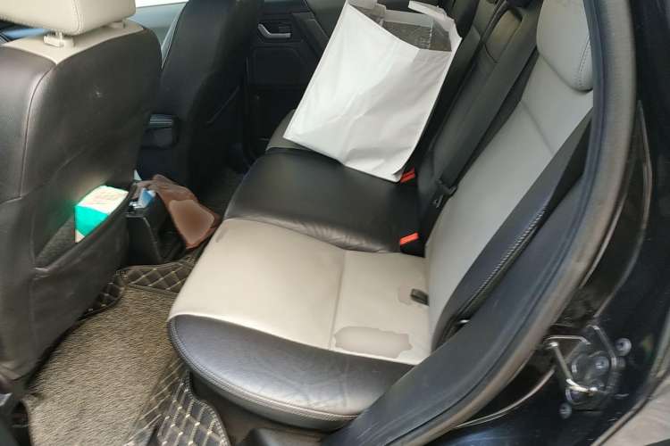 Used Land Rover Freelander 2 2010 3.2 i6 Automatic HSE Gasoline Version Left Rear Seat