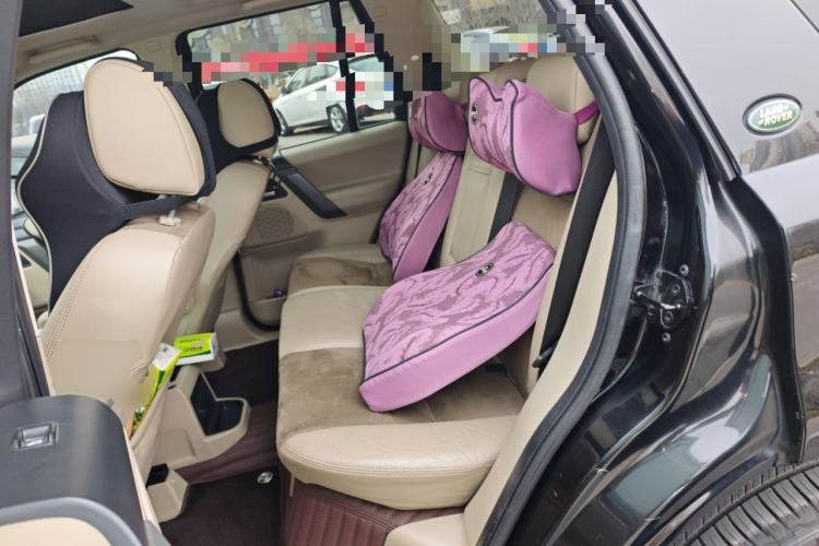 Used Land Rover Freelander 2 2010 3.2 i6 Automatic SE Gasoline Version Left Rear Seat