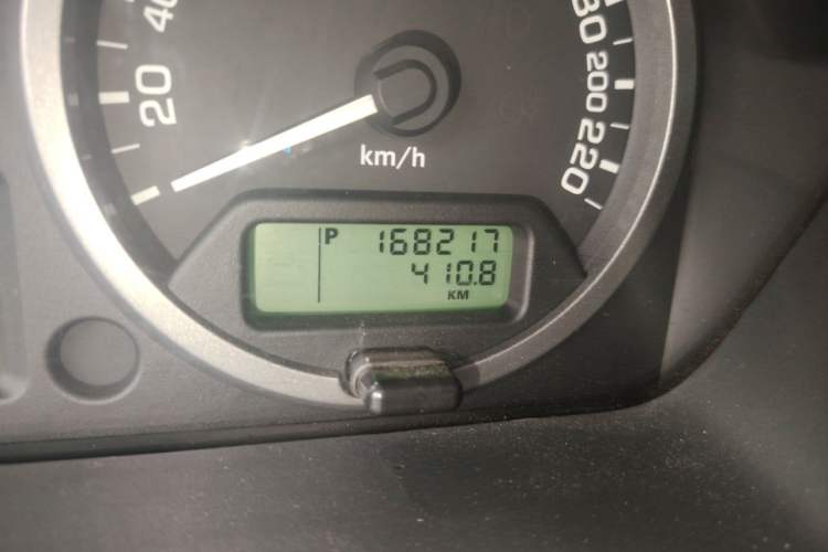 Used Land Rover Freelander 2 2010 3.2 i6 Automatic HSE Gasoline Version Odometer Close Up