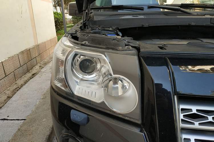 Used Land Rover Freelander 2 2010 3.2 i6 Automatic HSE Gasoline Version Right Front Headlight