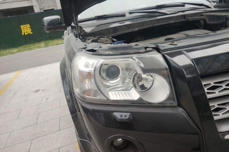 Used Land Rover Freelander 2 2010 3.2 i6 Automatic HSE Gasoline Version Right Front Headlight