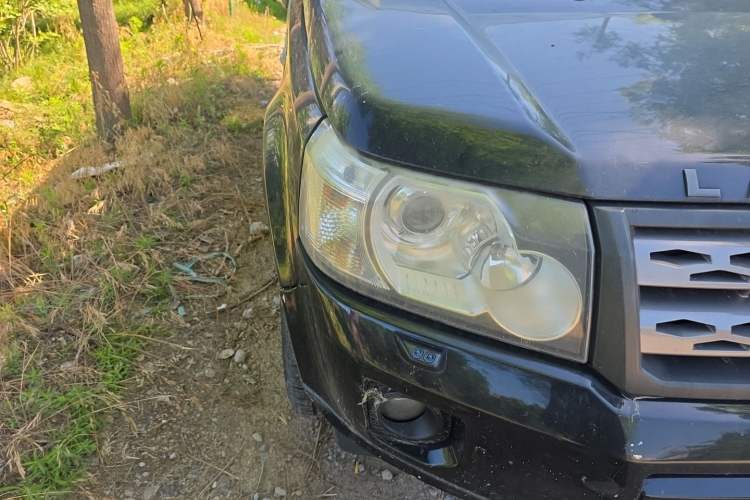 Used Land Rover Freelander 2 2010 2.2 TD4 Automatic SE Diesel Edition Right Front Headlight