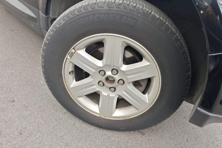 Used Land Rover Freelander 2 2010 3.2 i6 Automatic SE Gasoline Version Right Front Wheel Hub