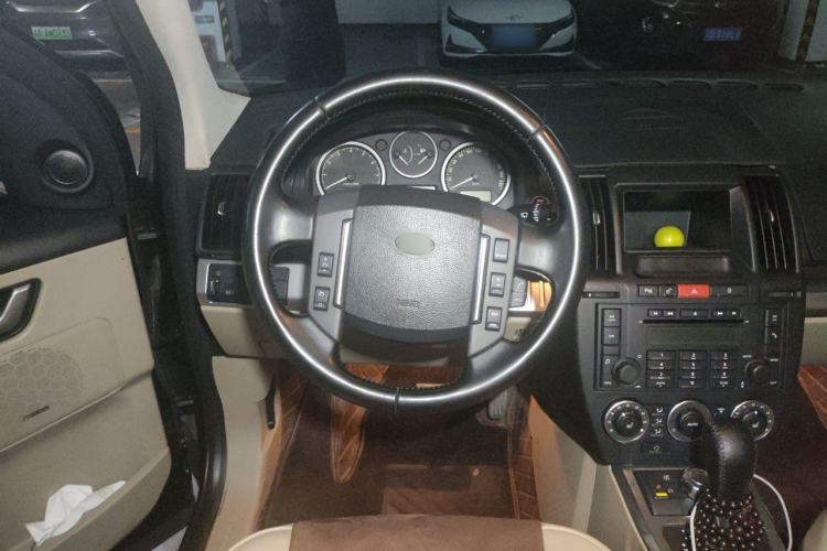 Used Land Rover Freelander 2 2010 3.2 i6 Automatic SE Gasoline Version Steering Wheel
