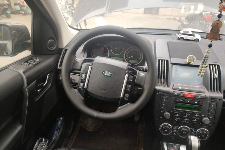 Used Land Rover Freelander 2 2010 3.2 i6 Automatic HSE Gasoline Version Steering Wheel