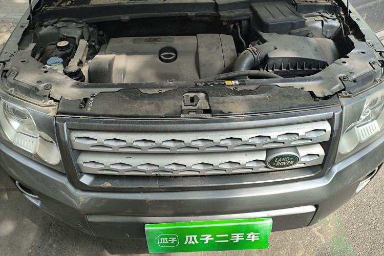 Used Land Rover Freelander 2 2010 3.2 i6 Automatic SE Gasoline Version Engine Bay