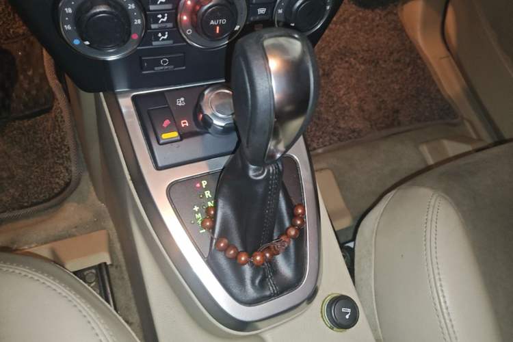 Used Land Rover Freelander 2 2010 3.2 i6 Automatic SE Gasoline Version Gear Lever