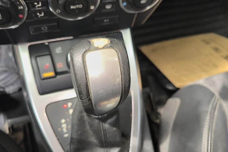 Used Land Rover Freelander 2 2010 3.2 i6 Automatic SE Gasoline Version Gear Lever