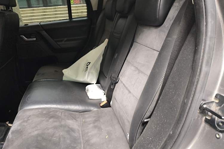 Used Land Rover Freelander 2 2010 3.2 i6 Automatic SE Gasoline Version Left Rear Seat