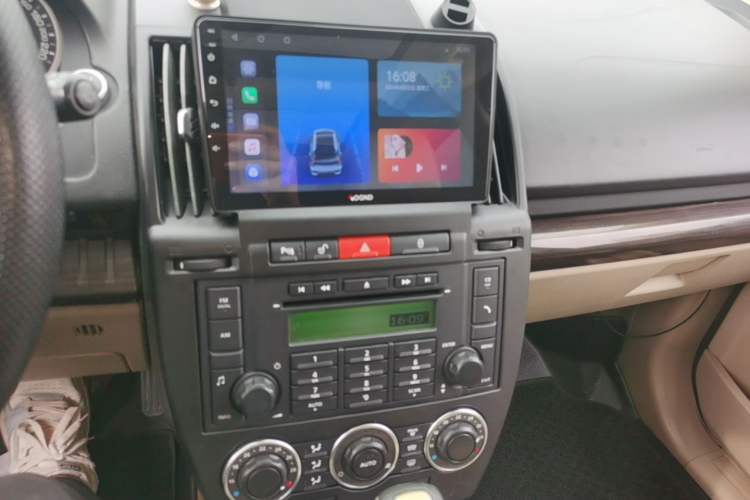 Used Land Rover Freelander 2 2010 3.2 i6 Automatic SE Gasoline Version Audio And AC Panel