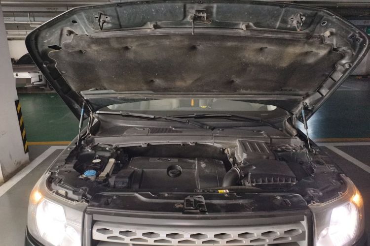 Used Land Rover Freelander 2 2010 3.2 i6 Automatic HSE Gasoline Version Engine Bay