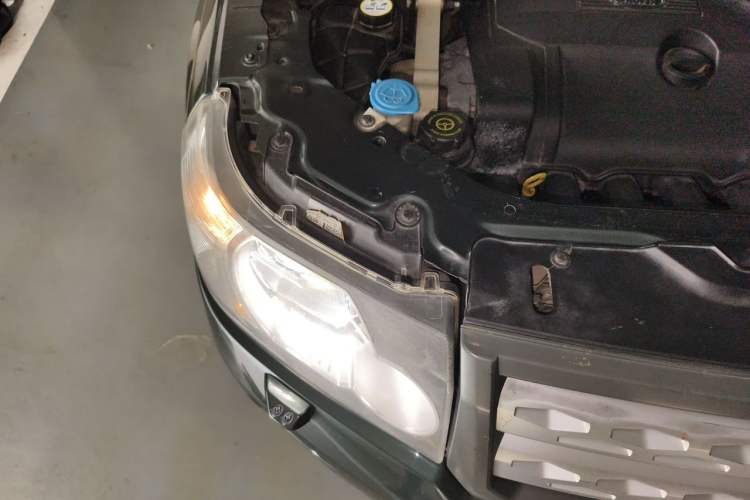 Used Land Rover Freelander 2 2010 3.2 i6 Automatic HSE Gasoline Version Engine Bay Right