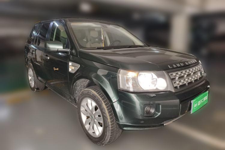 Used Land Rover Freelander 2 2010 3.2 i6 Automatic HSE Gasoline Version Front Right 45 Deg