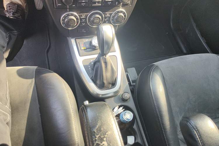 Used Land Rover Freelander 2 2010 3.2 i6 Automatic SE Gasoline Version Gear Lever