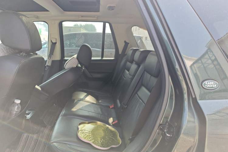 Used Land Rover Freelander 2 2010 3.2 i6 Automatic HSE Gasoline Version Left Rear Seat