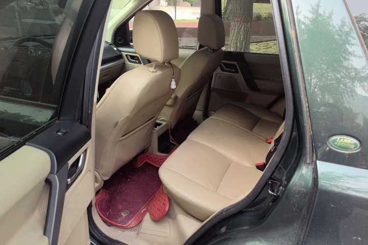 Used Land Rover Freelander 2 2010 3.2 i6 Automatic HSE Gasoline Version Left Rear Seat